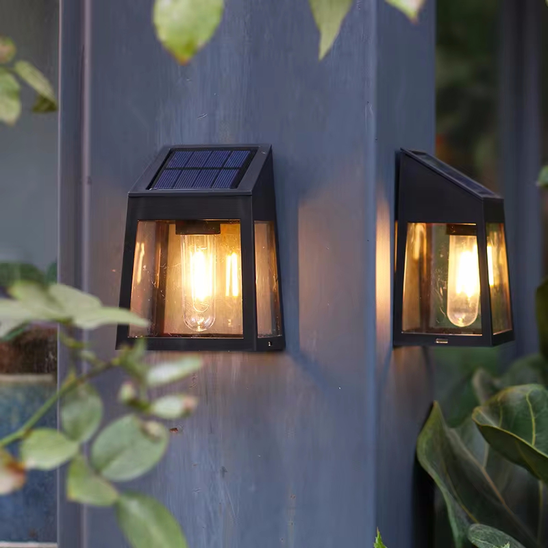 مصباح جداري شمسي مقاوم للماء خ - مراجعة Halo Outdoor Lighting وسعره
