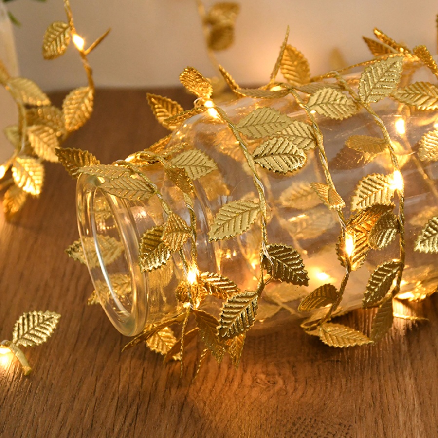 أضواء زينة على شكل أوراق ذهبية - مراجعة Outdoor Lighting No Wiring وسعره